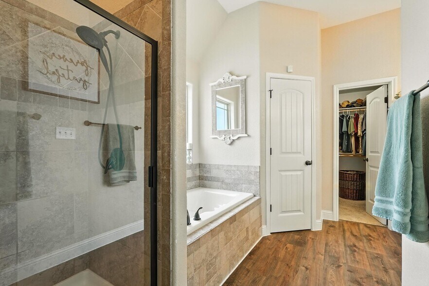 Building Photo - 7625 Tuscany Dr