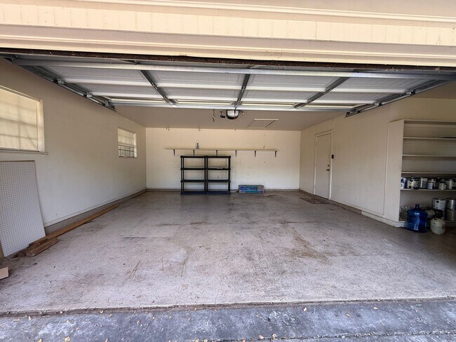 Building Photo - 1548 Ramberlyn Way