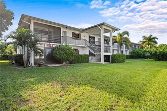 Building Photo - 1210 SE Parkview Pl