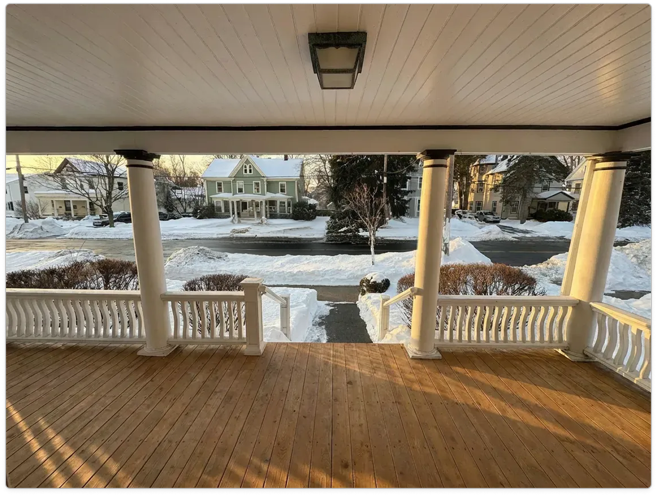 Front Porch - 16 Boston Ave