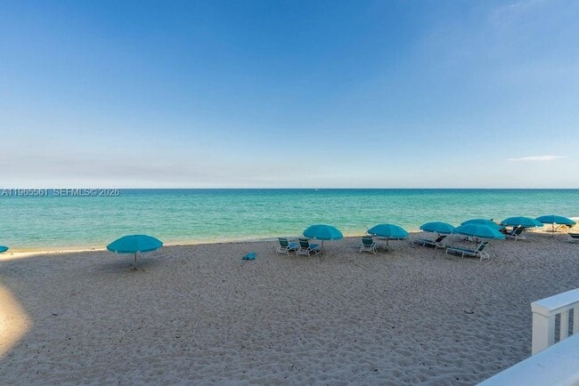 Building Photo - 3140 S Ocean Dr