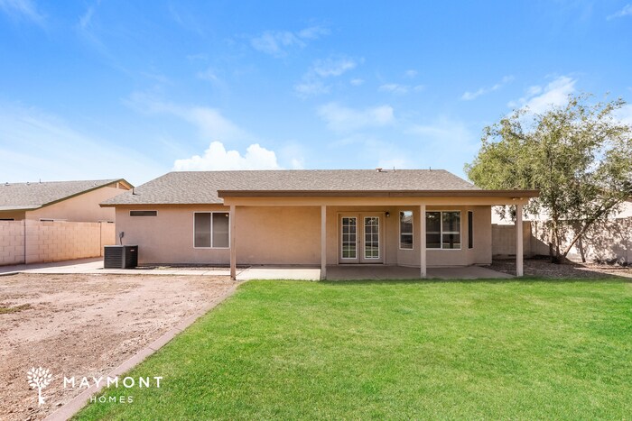 Building Photo - 865 W Mesquite Ave