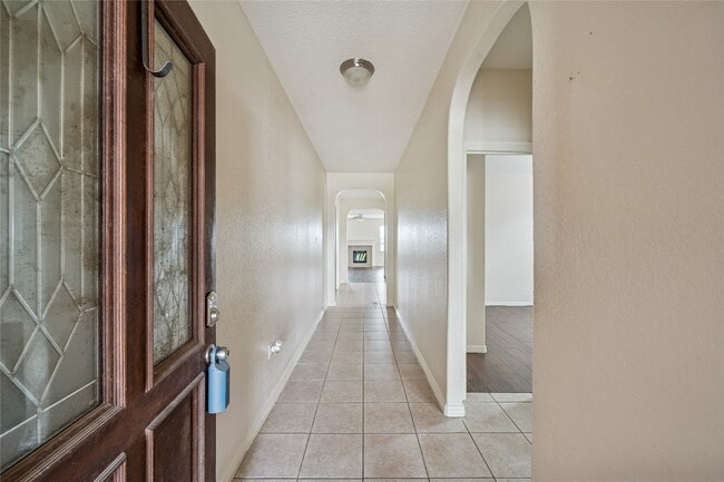 Building Photo - 10014 Williams Field Dr