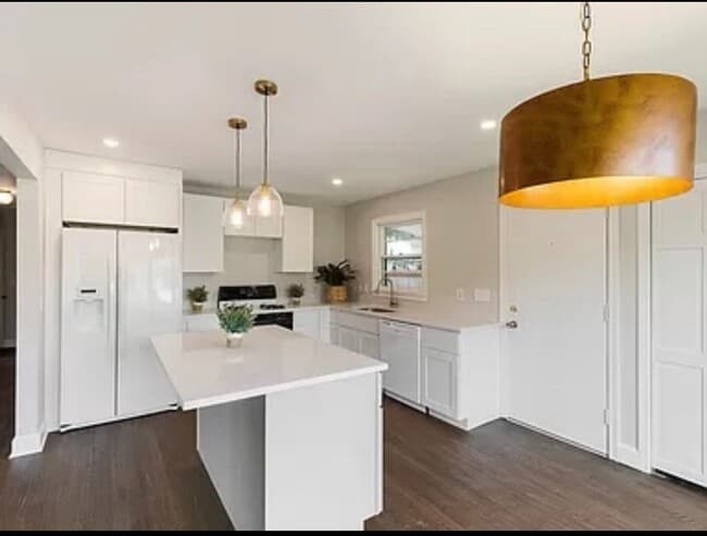 Building Photo - 3 Bedroom 2 Bath House in Memminger Hall - West Ashley