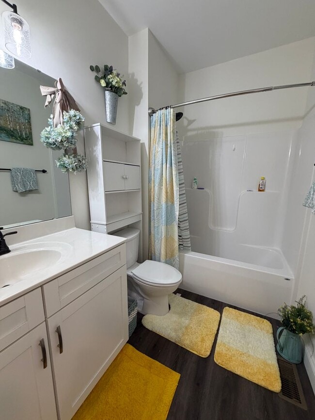 Building Photo - 1204 Yeats Ct