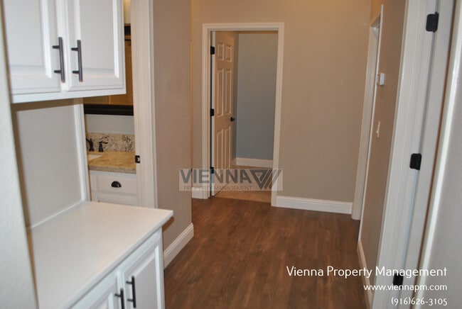 Building Photo - Gorgeous Rocklin Home in a great location