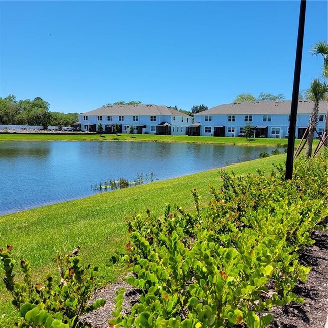 Building Photo - 3088 Via Sienna Cir
