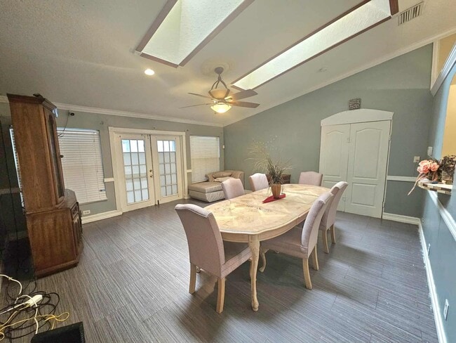 Building Photo - 3641 SW Parsons St