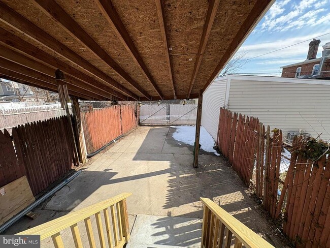 Building Photo - 712 Ohio Ave