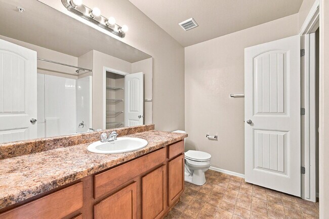 Building Photo - $1,895.95- 3-bed, 2.5-bath townhome in Colorado Springs!