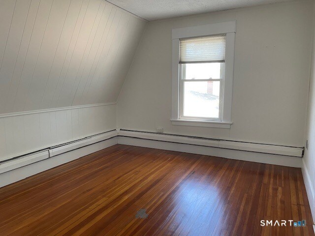 Building Photo - 225 Clark Ave