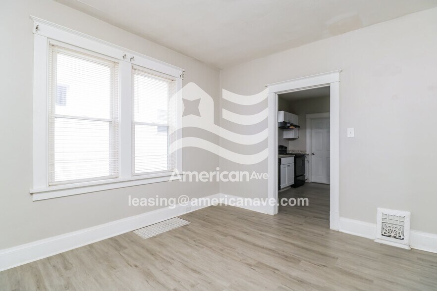 Building Photo - 4442 Bingham Ave
