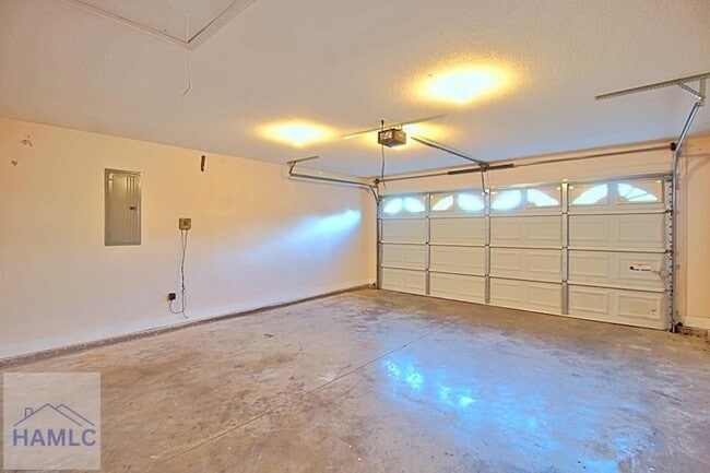 Building Photo - 229 Augusta Way