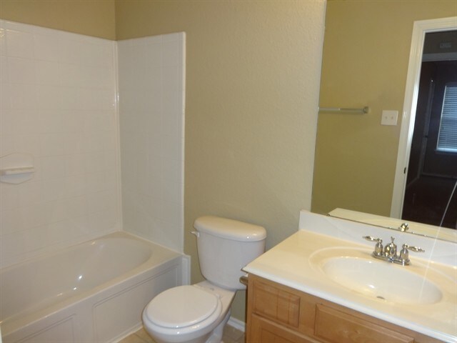 Building Photo - 8003 Berkely Ct