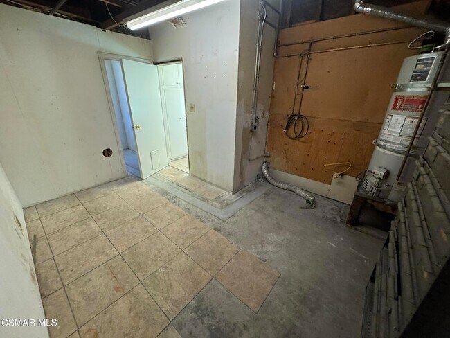 Building Photo - 1532 Downing St