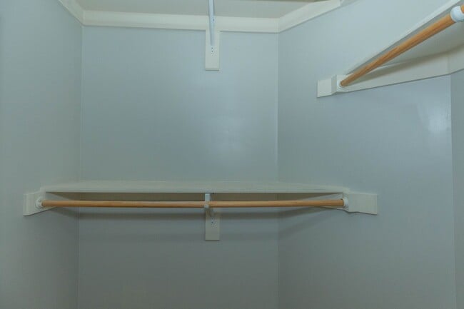 Building Photo - 391 Sheerer Dr