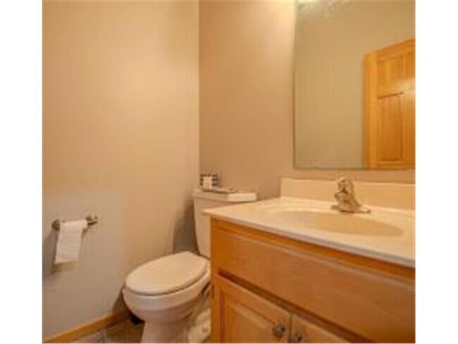 Building Photo - 13856 Essex Trail