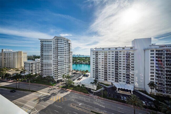 Building Photo - 5701 Collins Ave