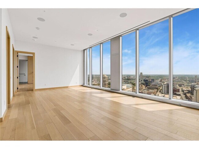 Building Photo - 255 Hennepin Ave