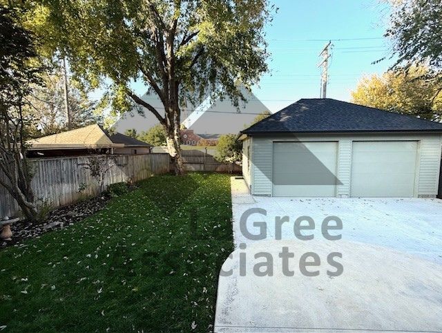 Building Photo - 709 NW 42nd St