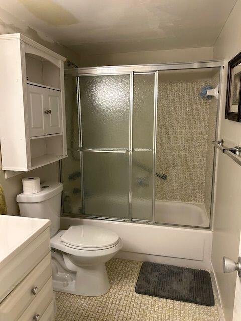 Building Photo - 2615 Garden Dr N