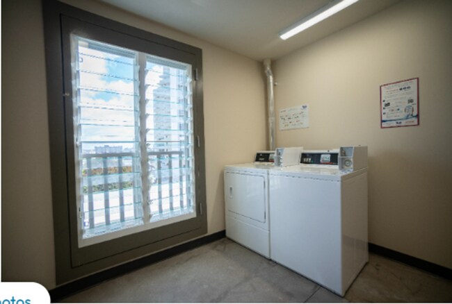 Building Photo - Convenient Cozy Studio Utilities Included