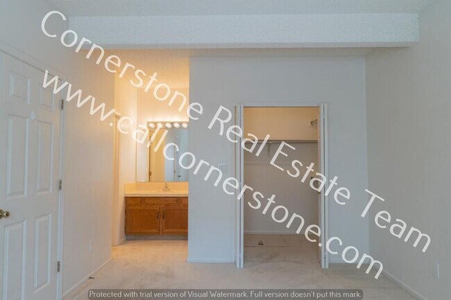 Building Photo - 5052 Sunsuite Trail