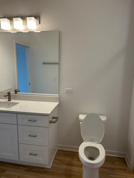 Building Photo - 4830 157th St