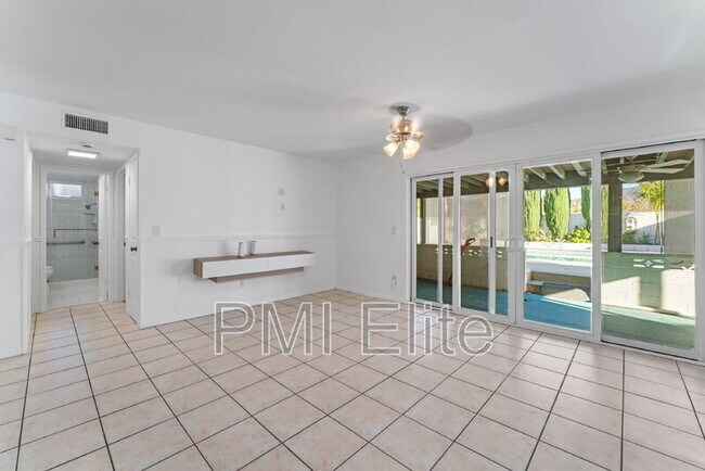 Building Photo - 29160 Flowerpark Dr