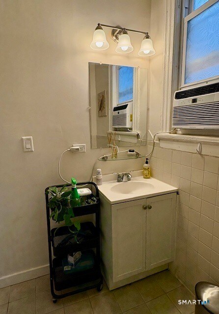 Building Photo - 74 Pearl St