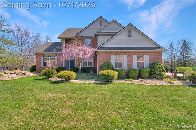 Primary Photo - 2565 River Woods Dr N