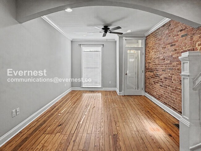 Building Photo - 2608 Fleet St