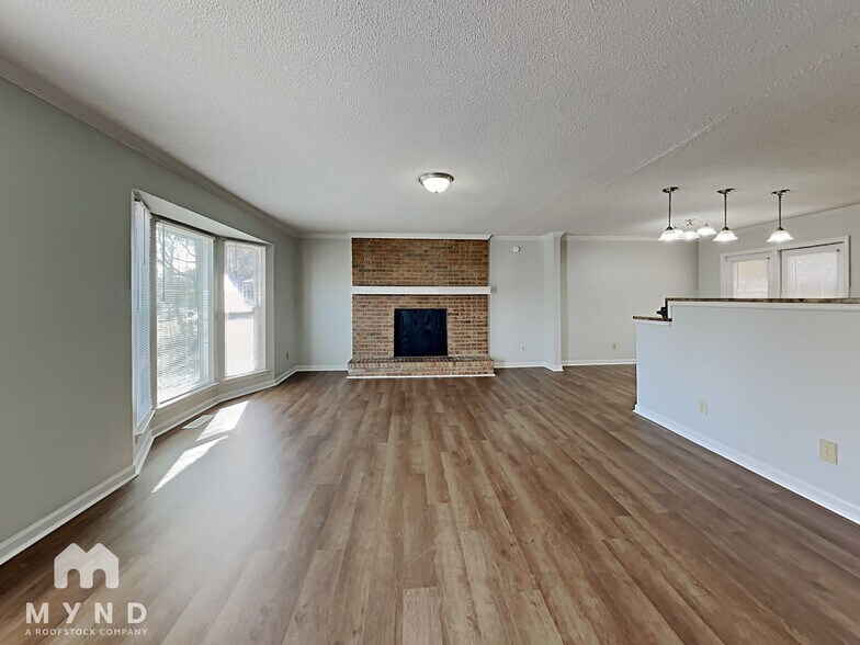 Building Photo - 4353 Morningside Dr