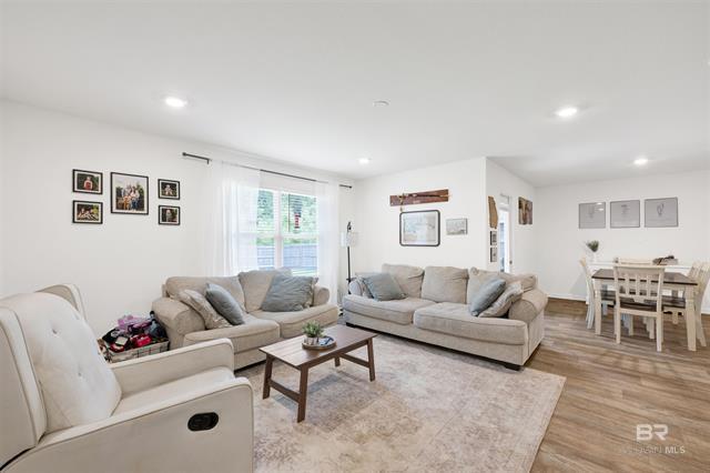 Building Photo - 11113 Elemis Dr