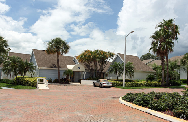 Harbor Club - 455 Alternate 19 S Palm Harbor FL 34683 | Apartment Finder