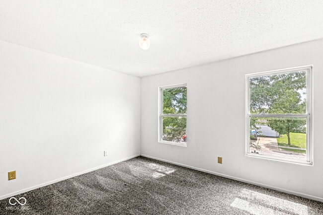 Building Photo - 7928 States Bend Dr