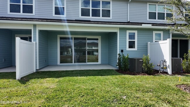 Building Photo - 257 Silver Myrtle Ct