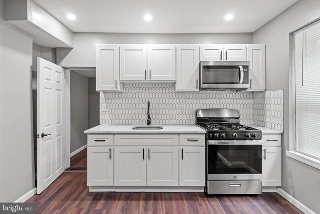 Building Photo - 1344 Princeton Ave