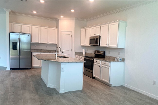 Building Photo - 24237 Spartina Dr