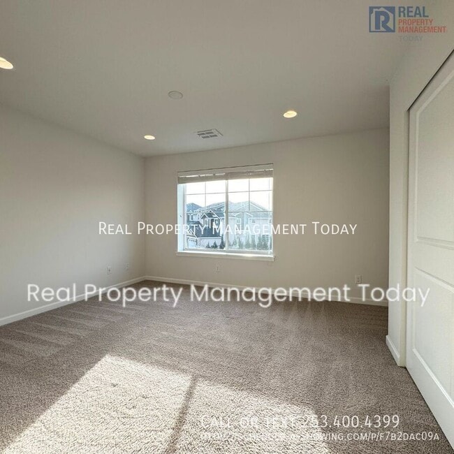 Building Photo - 22328 88th Ave S