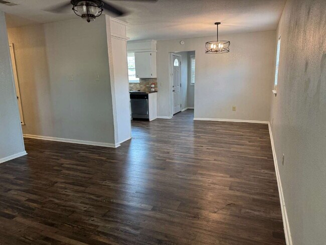 Building Photo - Updated 3 bedroom one bath home with a shade tree and large yard.