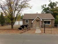 Building Photo - Small Dog Friendly! 3 Bedrooms / 1 Bath / 2 Car Detached Garage  Eastside Rancher
