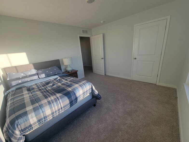 Building Photo - 131 Natalie Ln