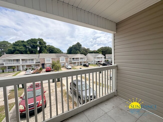 Building Photo - Charming 2 Bedroom Townhome in Fort Walton...
