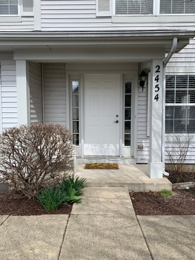 Building Photo - 2454 Frost Dr