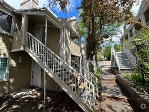 Building Photo - 2 Bedroom 2 Bathroom Condo Salt Lake City