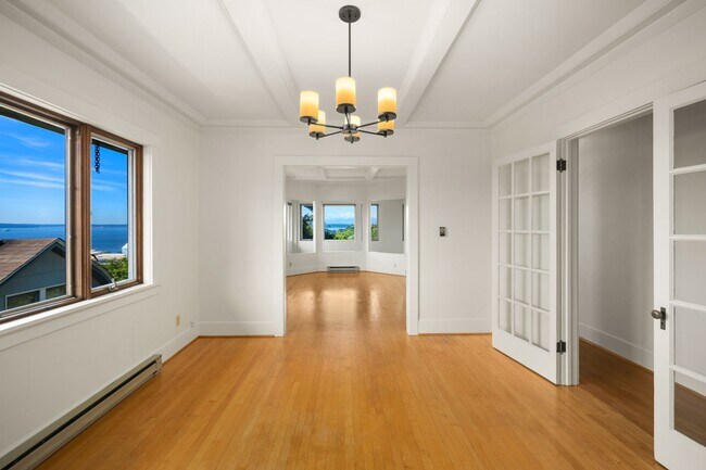 Building Photo - KIRKLAND ROSEHILL