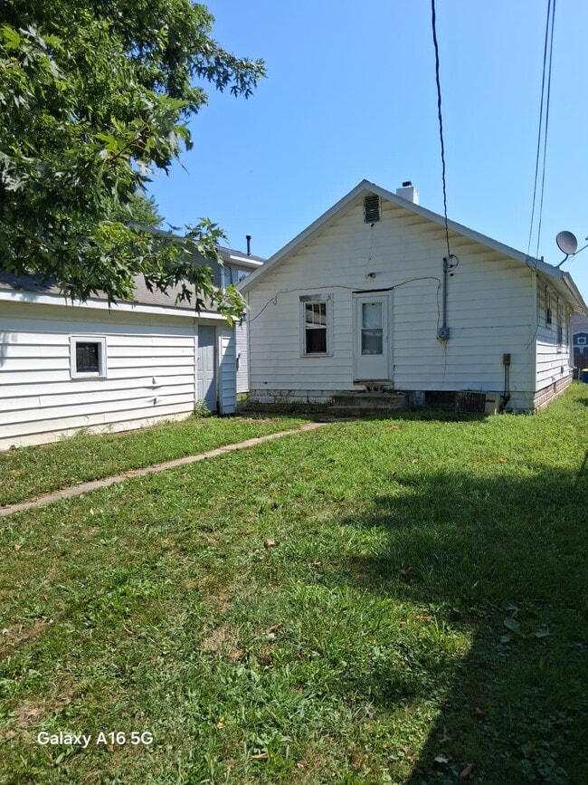 Building Photo - 2307 S Jefferson St
