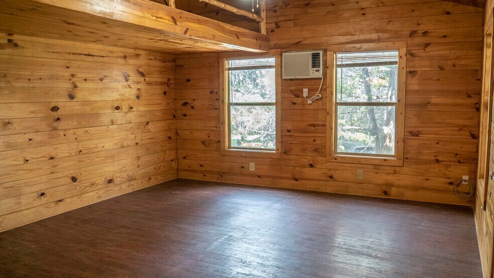 Building Photo - 123 Walnut Grove Rd