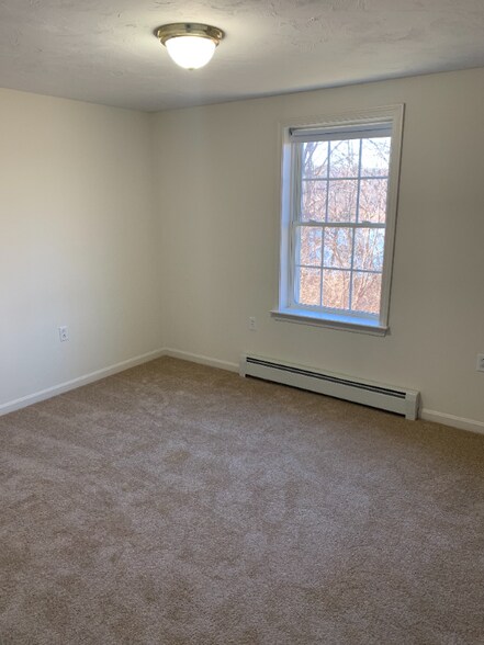 Building Photo - 220 Providence Rd